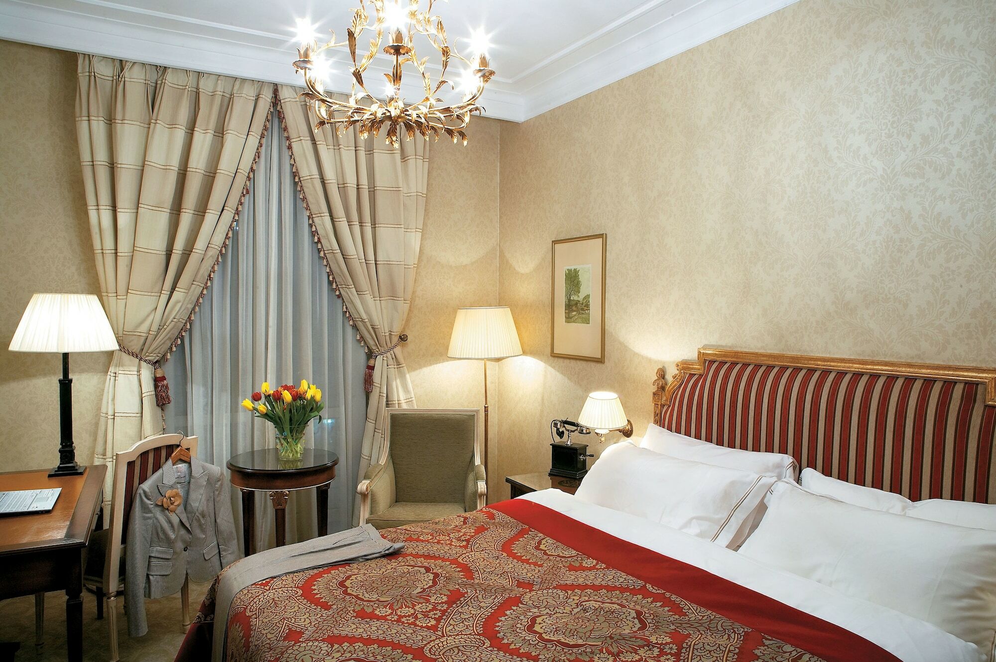 Sofia Balkan Palace Esterno foto A room at the hotel